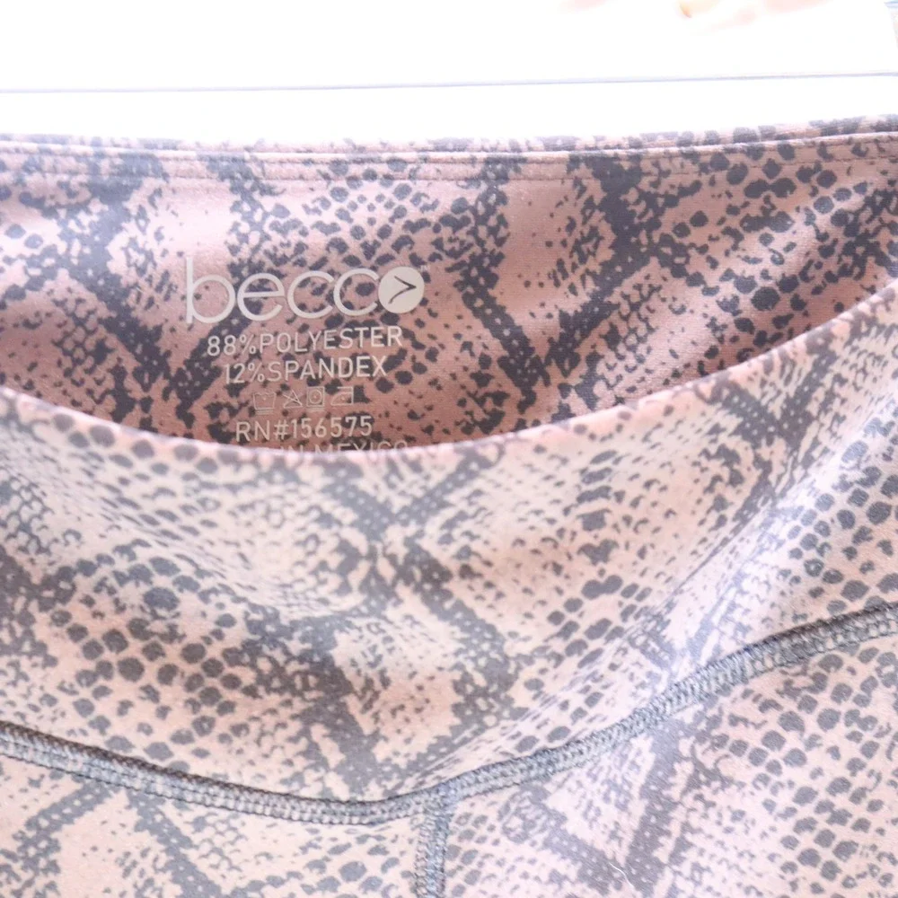Becca‎ Leggings Small Brown Womens Snakeskin Print High Waist Yoga Pants NWT